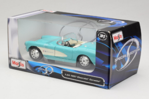 Chevrolet Corvette C1 ミントグリーン Maisto 1:24 31275 メタル - 画像 3/3