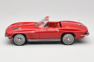 Chevrolet Corvette C2 Sting Ray カブリオレ Riverside Red Norev 1:18 189056 メタル - 画像 3/6