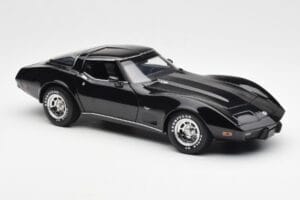 Chevrolet Corvette C3 ブラック UT Models 1:18 21071 メタル - 画像 6/8