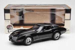 Chevrolet Corvette C3 ブラック UT Models 1:18 21071 メタル - 画像 8/8