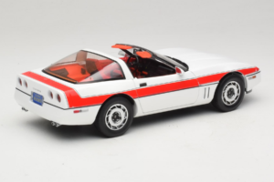 Chevrolet Corvette C4 A-Team ホワイト GreenLight 1:18 13532 メタル - 画像 3/8