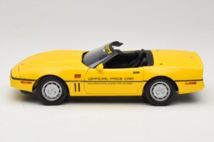 Chevrolet Corvette C4 Indianapolis 500 Pace Car イエロー Greenlight 1:18 11801-06 メタル - 画像 4/8