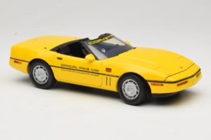 Chevrolet Corvette C4 Indianapolis 500 Pace Car イエロー Greenlight 1:18 11801-06 メタル - 画像 6/8