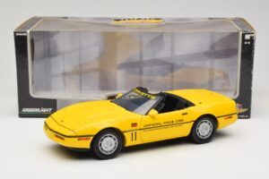 Chevrolet Corvette C4 Indianapolis 500 Pace Car イエロー Greenlight 1:18 11801-06 メタル - 画像 8/8