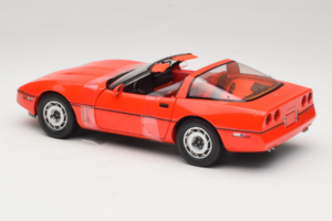 Chevrolet Corvette C4 Larry Sellers Big Lebowski Movie Car GreenLight 1:18 13533 メタル - 画像 5/6