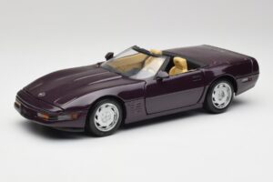 Chevrolet Corvette C4 LT4 コンバーチブル パープルメタリック Maisto 1:18 50277 メタル