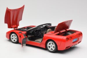Chevrolet Corvette C5 カブリオレ レッド Bburago 1:18 3076 メタル - 画像 5/8