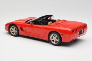 Chevrolet Corvette C5 カブリオレ レッド UT Models 1:18 21006 メタル - 画像 7/8