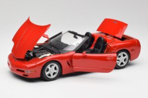 Chevrolet Corvette C5 カブリオレ Torch レッド Maisto 1:18 50318 メタル - 画像 2/8