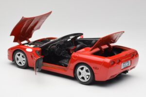 Chevrolet Corvette C5 カブリオレ Torch レッド Maisto 1:18 50318 メタル - 画像 5/8