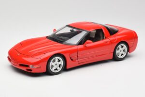 Chevrolet Corvette C5 レッド Bburago 1:18 3066 メタル