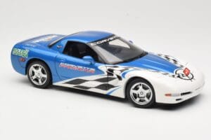 Chevrolet Corvette C5 Pace Car Rolex 24 at Daytona 1999 UT Models 1:18 39944 メタル - 画像 6/8