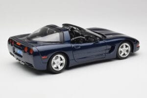 Chevrolet Corvette C5 ナッソーブルー Bburago 1:18 30166 メタル - 画像 3/8