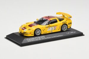 Chevrolet Corvette C5-R #3 R. Fellows / J. O'Connell / O. Gavin ALMS Petit Le Mans 2002 Minichamps 1:43 400021493 メタル - 画像 2/4