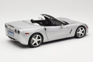 Chevrolet Corvette C6 カブリオレ シルバー Hot Wheels 1:18 B6052 メタル - 画像 3/8