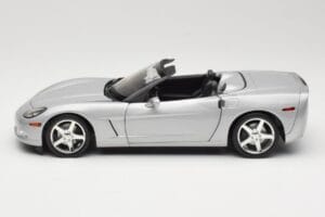 Chevrolet Corvette C6 カブリオレ シルバー Hot Wheels 1:18 B6052 メタル - 画像 4/8