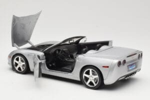 Chevrolet Corvette C6 カブリオレ シルバー Hot Wheels 1:18 B6052 メタル - 画像 5/8
