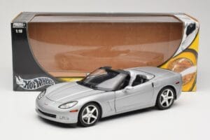 Chevrolet Corvette C6 カブリオレ シルバー Hot Wheels 1:18 B6052 メタル - 画像 8/8