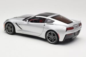Chevrolet Corvette C7 シルバー Maisto 1:18 38132 メタル - 画像 7/8