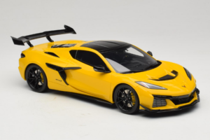 Chevrolet Corvette C8 ZR1 イエロー GT Spirit 1:18 GT528 レジン - 画像 4/6