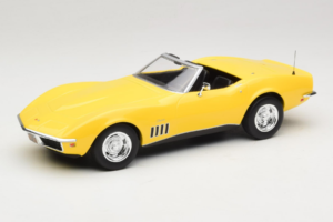 Chevrolet Corvette C3 カブリオレ Daytona Yellow Norev 1:18 189039 メタル