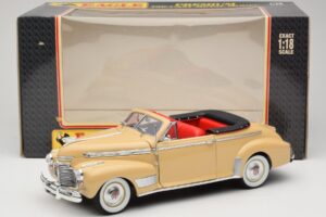 Chevrolet Deluxe カブリオレ ベージュ Eagle Collectibles 1:18 3022518 メタル - 画像 8/8