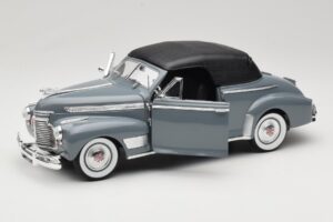 Chevrolet Deluxe カブリオレ ソフトトップ グレー Eagles Race 1:18 7497276 メタル - 画像 2/8