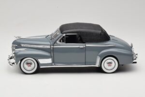 Chevrolet Deluxe カブリオレ ソフトトップ グレー Eagles Race 1:18 7497276 メタル - 画像 4/8