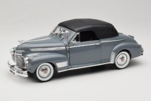 Chevrolet Deluxe カブリオレ ソフトトップ グレー Eagles Race 1:18 7497276 メタル