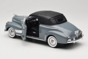 Chevrolet Deluxe カブリオレ ソフトトップ グレー Eagles Race 1:18 7497276 メタル - 画像 5/8