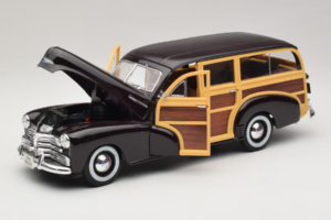 Chevrolet Fleetmaster Woody ブラック Maisto 1:18 56043 メタル - 画像 2/8