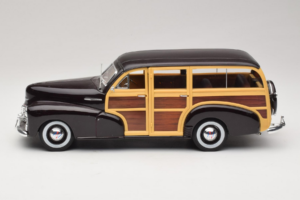 Chevrolet Fleetmaster Woody ブラック Maisto 1:18 56043 メタル - 画像 4/8