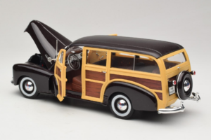 Chevrolet Fleetmaster Woody ブラック Maisto 1:18 56043 メタル - 画像 5/8