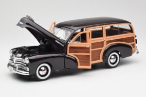 Chevrolet Fleetmaster Woody ブラウン Maisto 1:18 36854 メタル - 画像 2/8