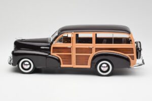 Chevrolet Fleetmaster Woody ブラウン Maisto 1:18 36854 メタル - 画像 4/8
