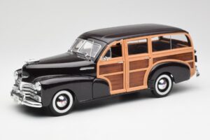 Chevrolet Fleetmaster Woody ブラウン Maisto 1:18 36854 メタル