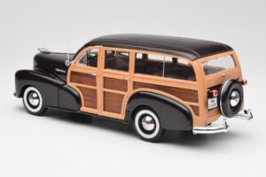 Chevrolet Fleetmaster Woody ブラウン Maisto 1:18 36854 メタル - 画像 7/8