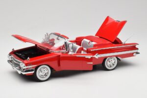 Chevrolet Impala カブリオレ レッド Welly 1:18 9864W メタル - 画像 2/8