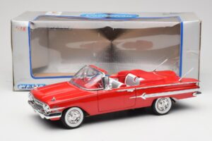 Chevrolet Impala カブリオレ レッド Welly 1:18 9864W メタル - 画像 8/8