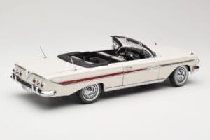 Chevrolet Impala カブリオレ ホワイト Sun Star 1:18 3405 メタル - 画像 3/8