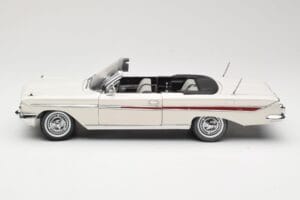 Chevrolet Impala カブリオレ ホワイト Sun Star 1:18 3405 メタル - 画像 4/8
