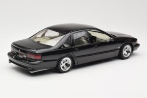 Chevrolet Impala SS ブラック AUTOart 1:18 71091 メタル - 画像 3/8