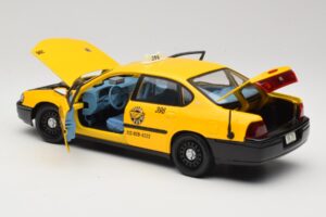 Chevrolet Impala タクシー Maisto 1:18 36617 メタル - 画像 5/8