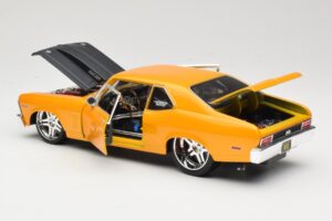 Chevrolet Nova SS ゴールド Maisto 1:18 31083 メタル - 画像 5/8