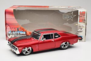 Chevrolet Nova SS Coupe レッド Maisto 1:18 31083-M1 メタル - 画像 8/8