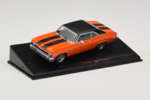 Chevrolet Nova SS レッド IXO 1:43 CLC596N メタル - 画像 2/4