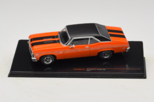 Chevrolet Nova SS レッド IXO 1:43 CLC596N メタル