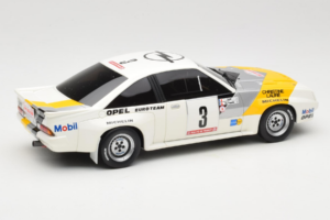 Opel Manta 400 Group B Rally Tour de Corse 1984 Chevrolet G30 サービスバン付き Otto 1:18 OT491 レジン - 画像 11/13