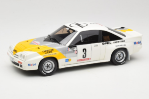 Opel Manta 400 Group B Rally Tour de Corse 1984 Chevrolet G30 サービスバン付き Otto 1:18 OT491 レジン - 画像 10/13