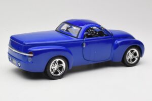 Chevrolet SSR Concept ブルー Maisto 1:18 531612 メタル - 画像 3/8